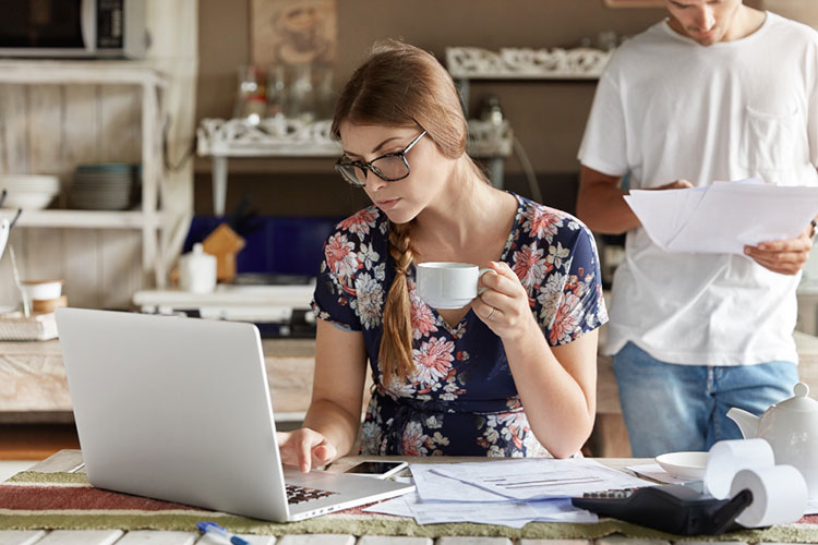 Couple managing budget together